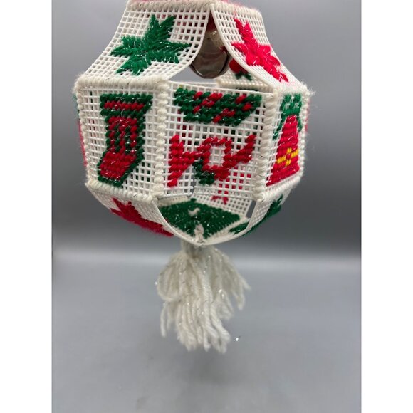 Vtg Handmade Plastic Canvas Christmas‎ Ornament Red Green Hanging Decor - Picture 4 of 7